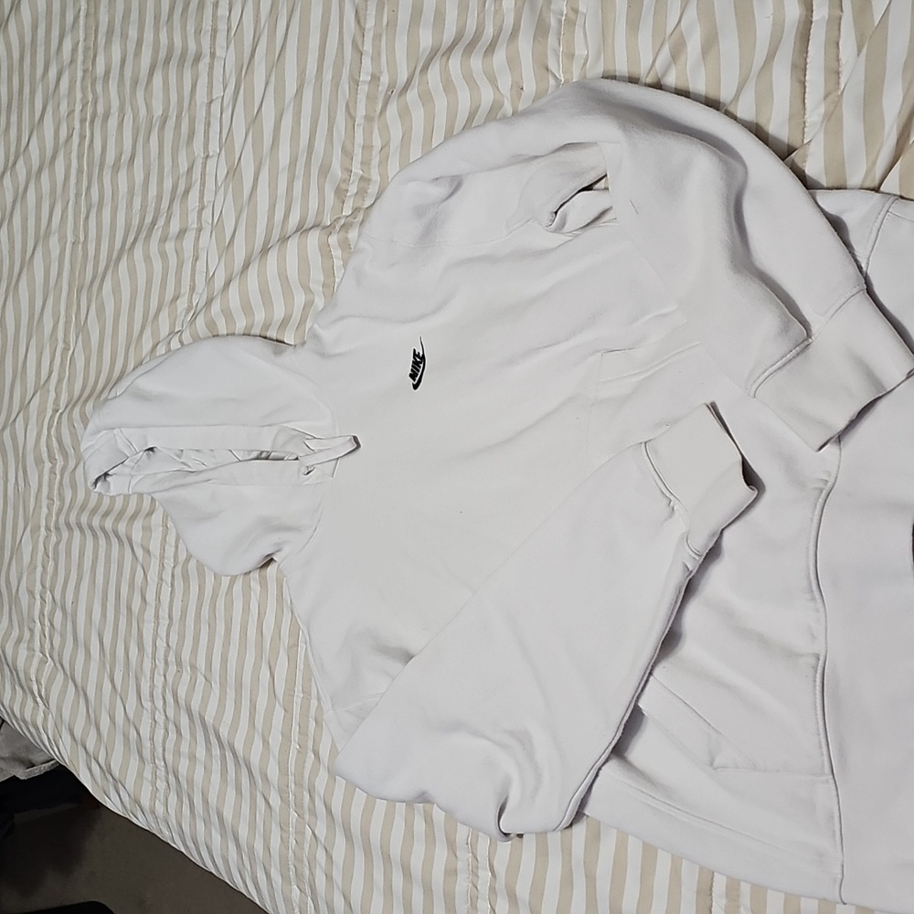 Nike White Pullover Hoodie
